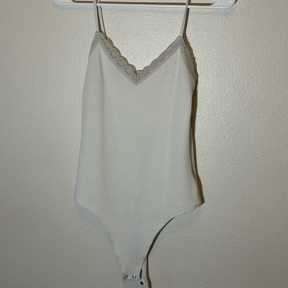 American Eagle Outfitters Lace-Trim Bodysuit - Cream